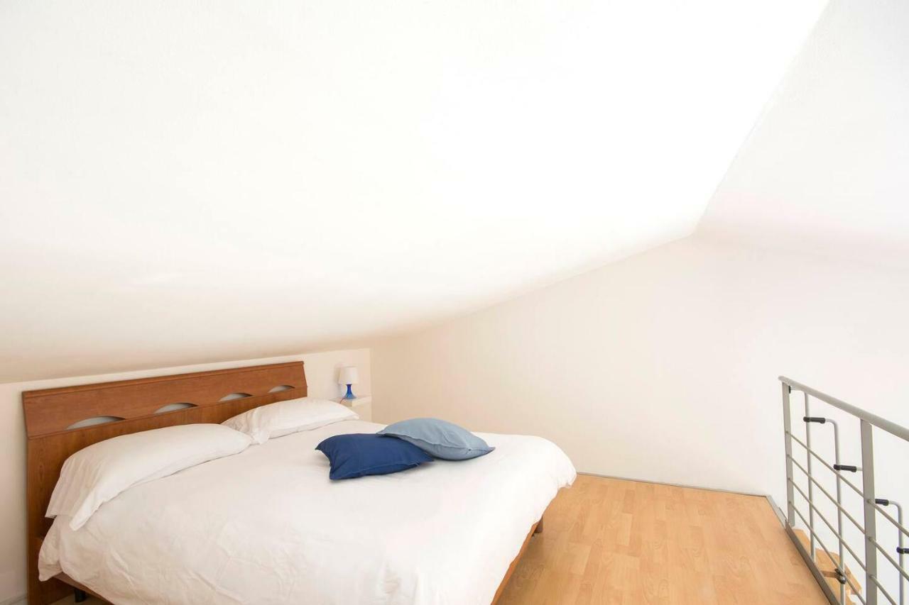 Altido Spacious Apt For 4 In Residential Area With Free Parking Appartement